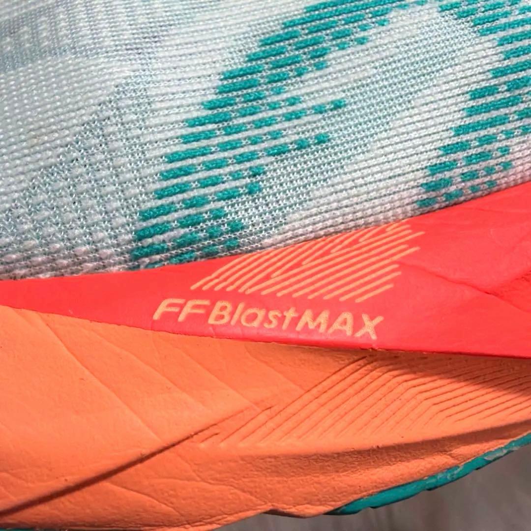 アシックス ノバブラスト 5 NOVABLAST 5 26.0cm