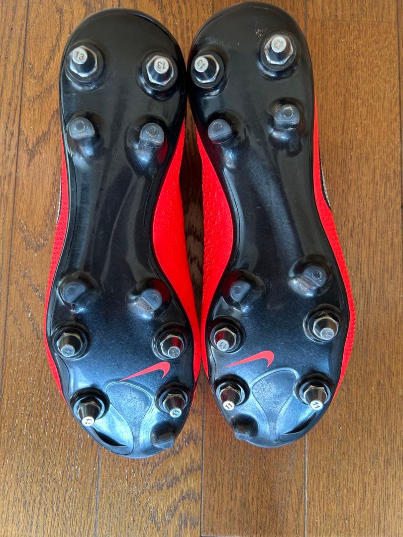 Nike Phantom サッカースパイクSG 27.5cm レンチ付き