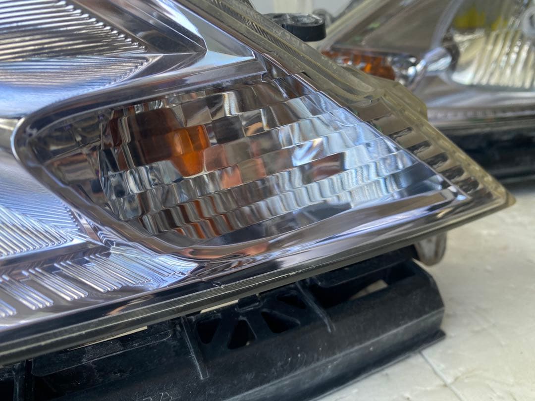 ホンダ フィット GP1 / GE系 純正ヘッドライト 左右セット - メルカリ