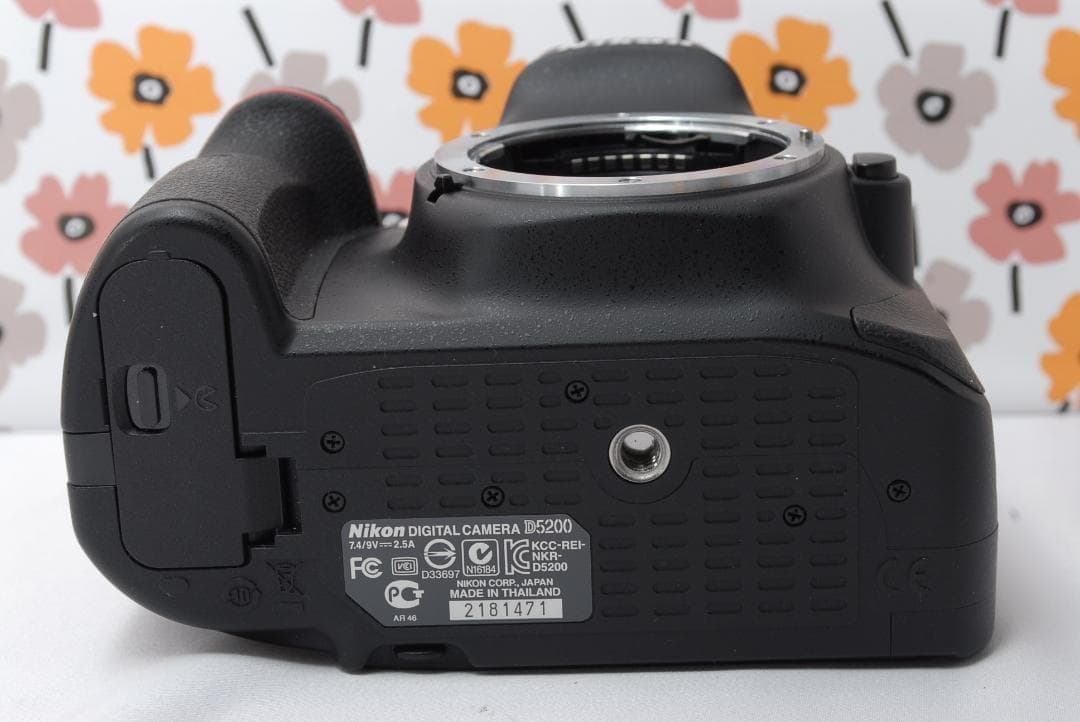 ❤Nikon D5200❤S数5572回！❤すぐ使えるセット❤スマホ転送OK