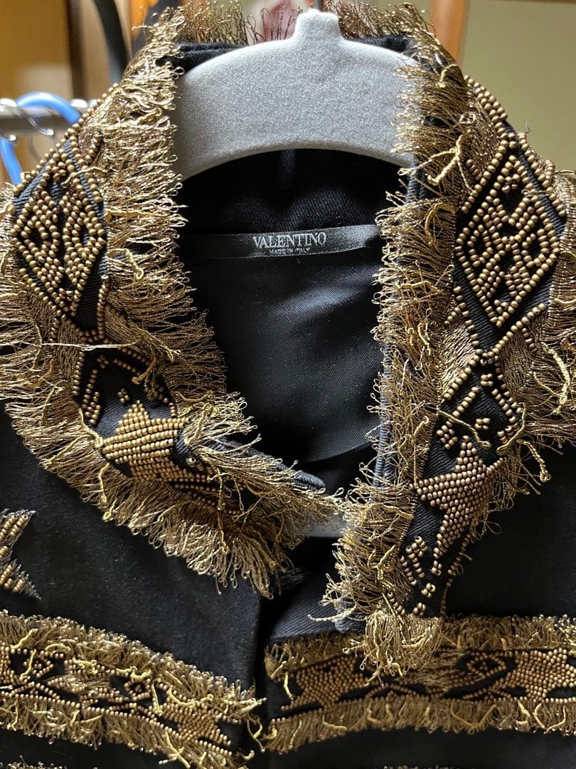 激レア】定価100万超 VALENTINO 星形刺繍 ナポレオンジャケット - メルカリ