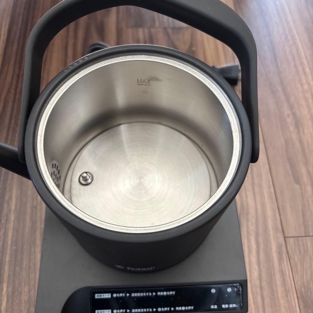 （美品）ラッセルホブス 電気ケトル 0.6L ブラック 7106JP-BK