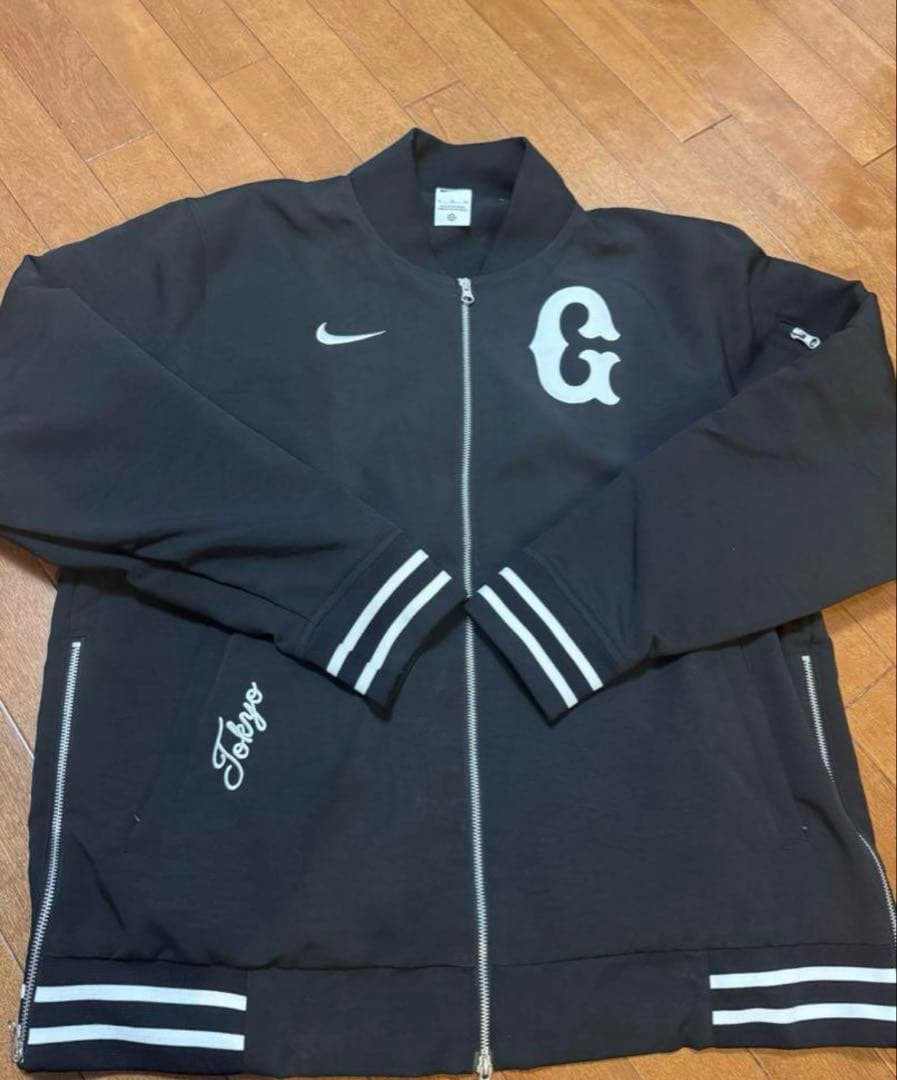 読売ジャイアンツ ナイキ オーセンティック グラウンドコート サイズM