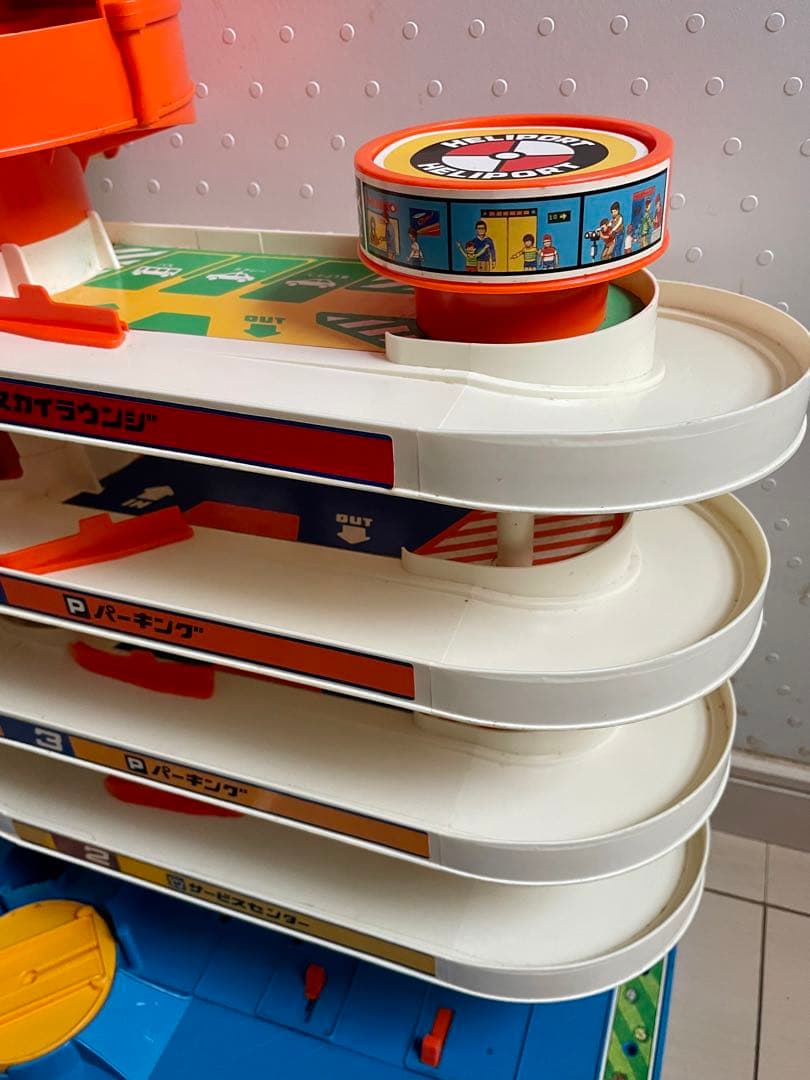 当時物 トミカ トミカビルデラックス（未開封ヘリコプター付） - メルカリ