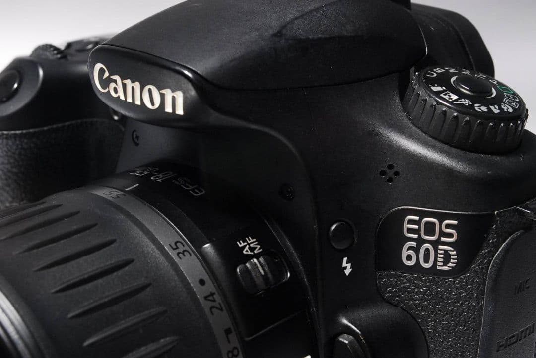 ♥高性能&コスパ最強♥CANON EOS 60D☆一眼レフカメラ☆初心者