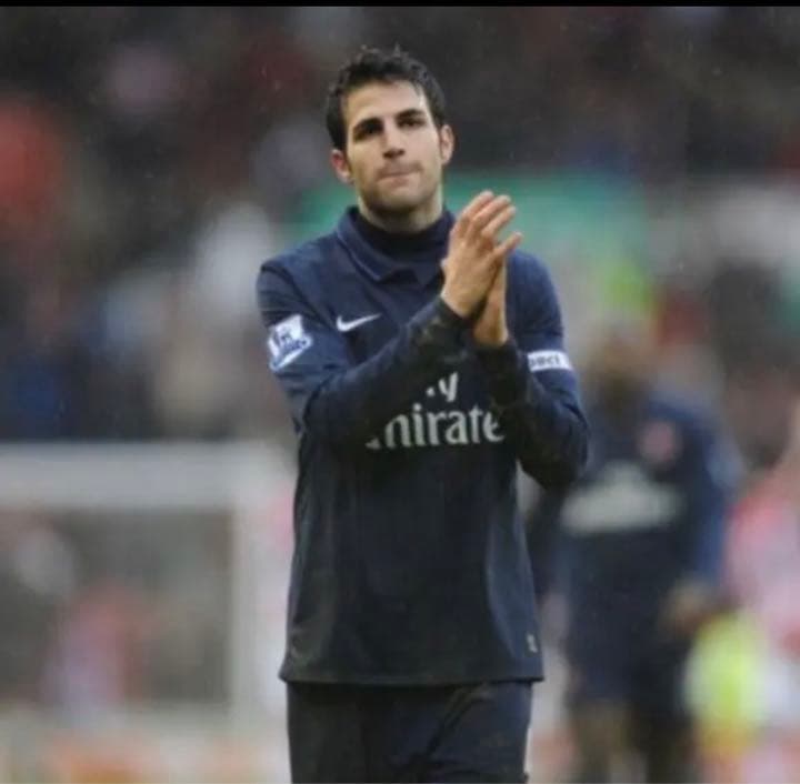 セスク・ファブレガス 直筆サイン ユニフォーム - メルカリ