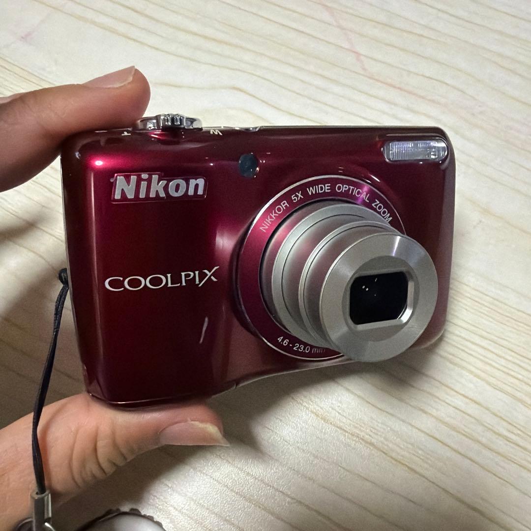 Nikon COOLPIX L26 赤 - メルカリ