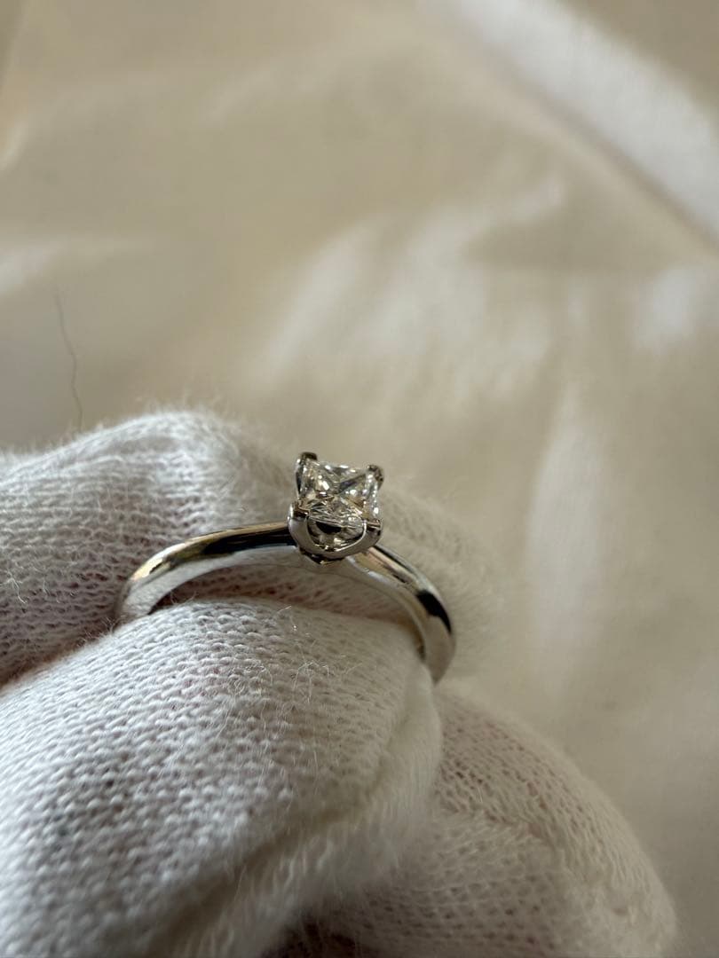 TIFFANY&Co. プリンセスカット 0.22ct PT950 US4