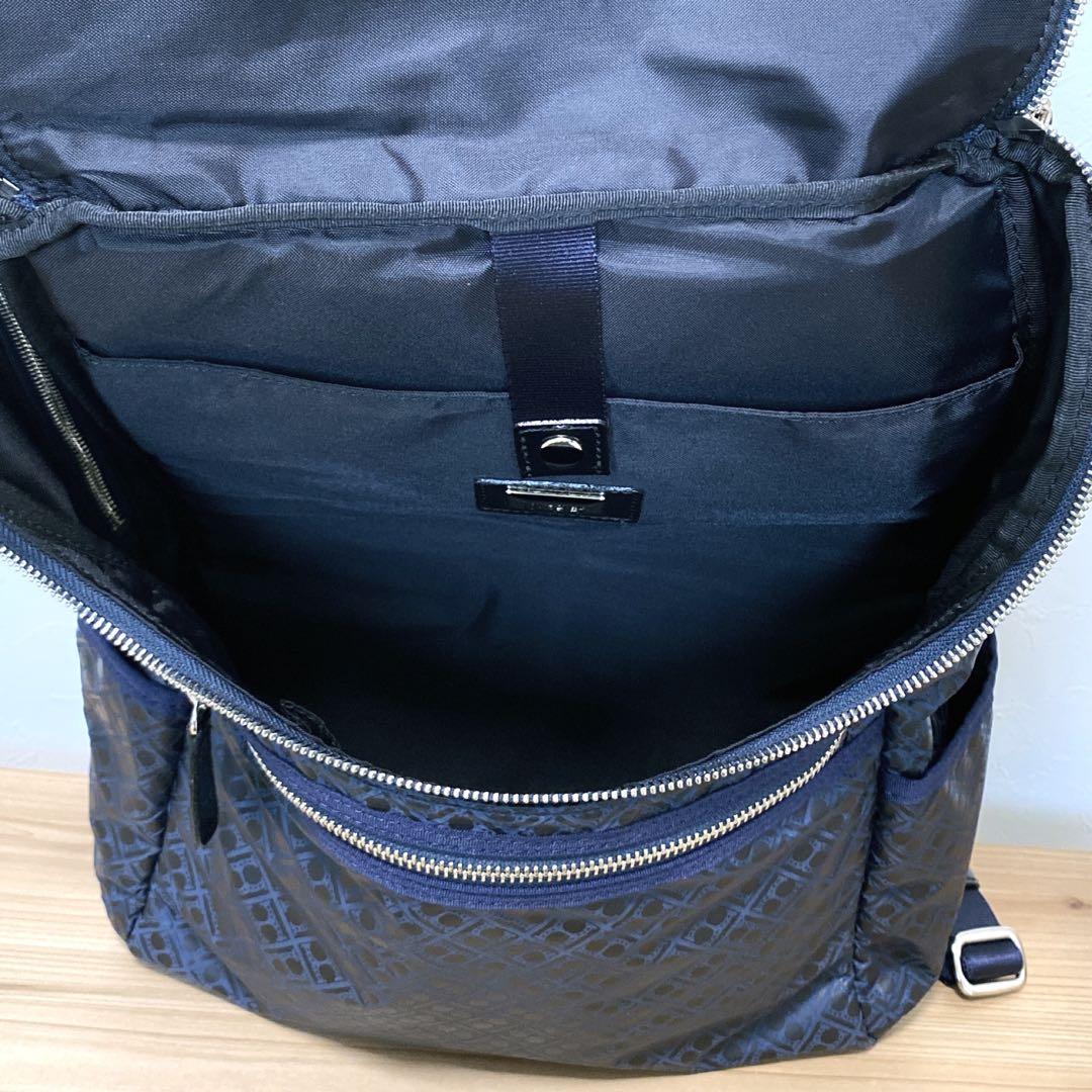 美品 傳濱野 Ruka ルカ モノグラムナイロン 総柄 リュック ネイビー