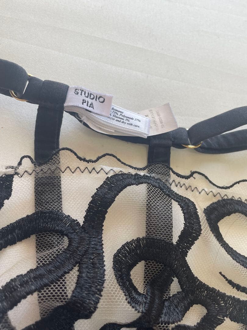 【IKU】STUDIO PIA NAGA mool lingerie