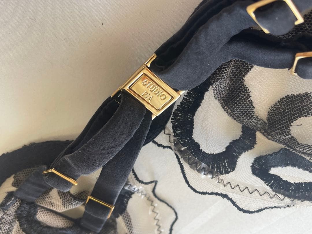 【IKU】STUDIO PIA NAGA mool lingerie