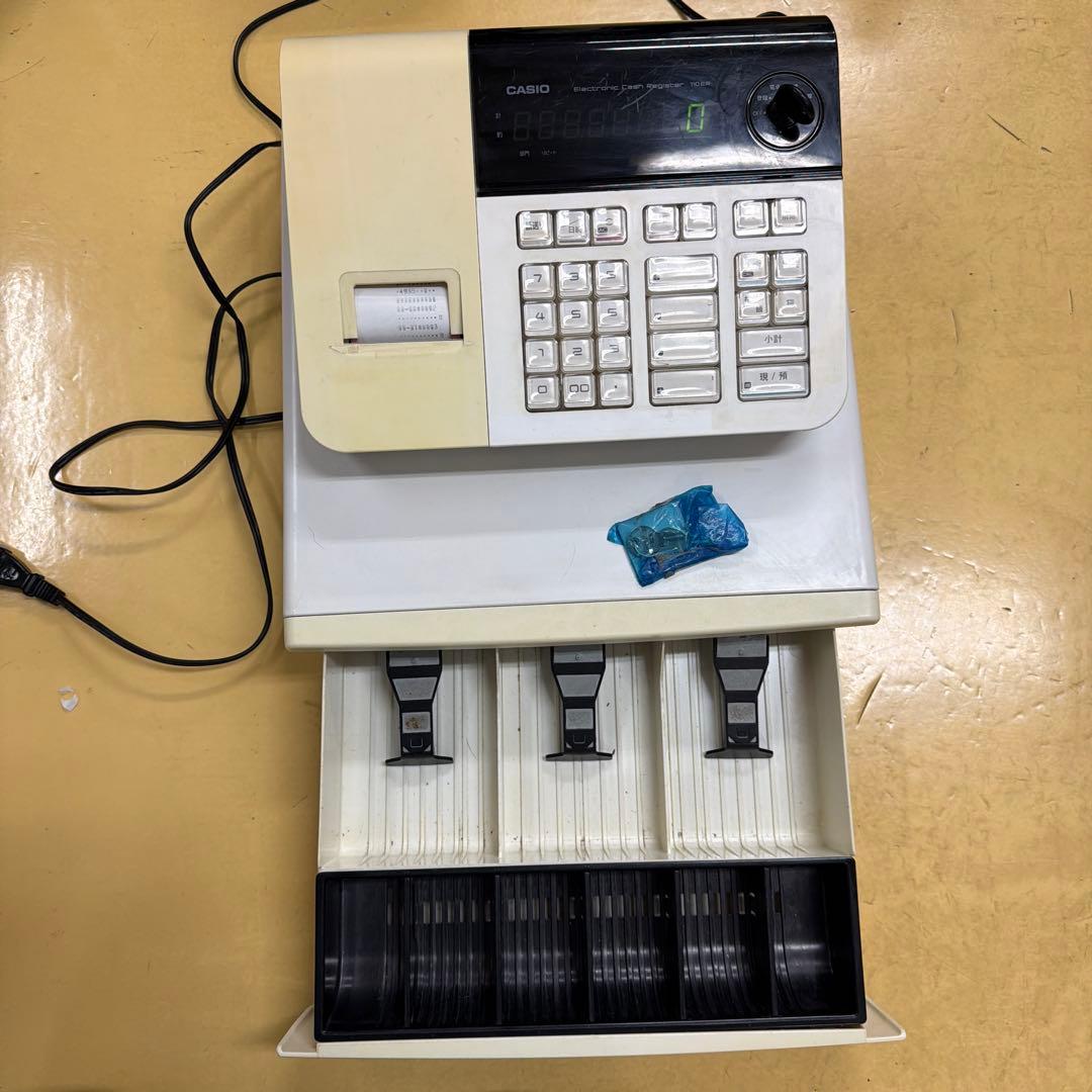 CASIO レジスター 110ER インク、レジロール付き Amazon | カシオ レジスター 4部門 小型ドロア 110ER | レジスター本体