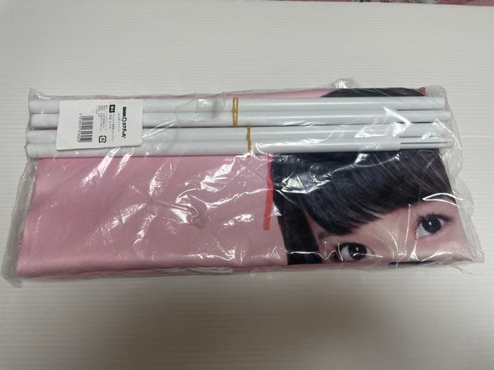 齊藤なぎさ　等身大タペストリー T身大(等身大)パネルが池袋東口総本店に到着！ ＼ なんと、チョコプラ