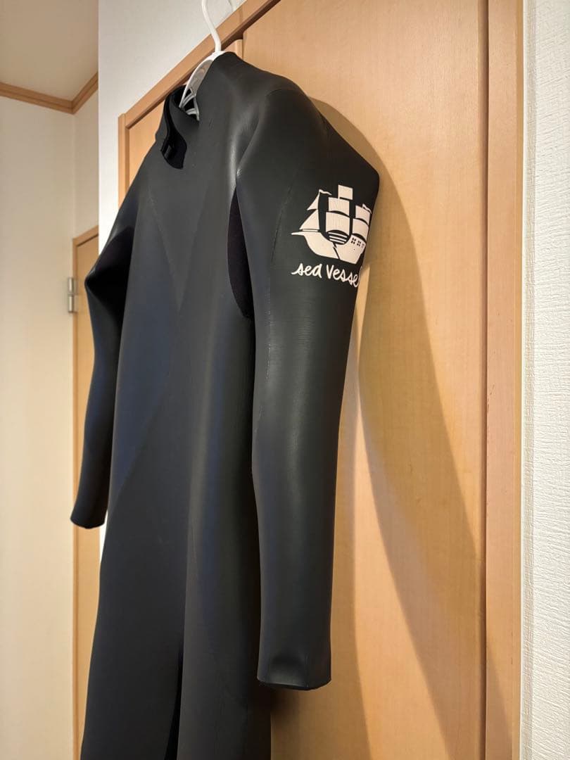 最終価格AIDENTIFYブラック セミドライMサイズ 4.5㍉未着用