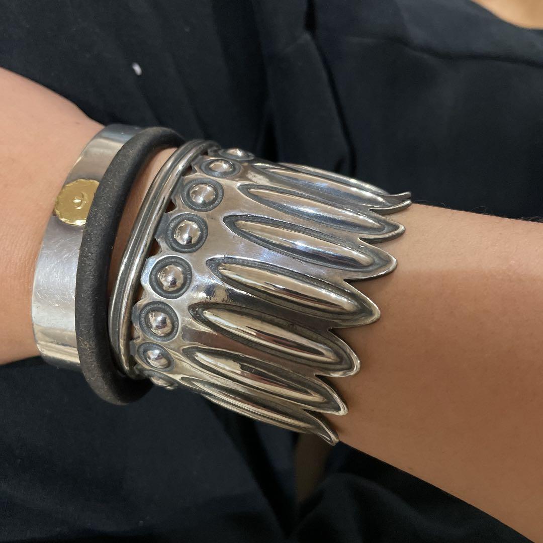 ⭐︎ソロイスト×コディーサンダーソン⭐︎ フェザーカフ バングル