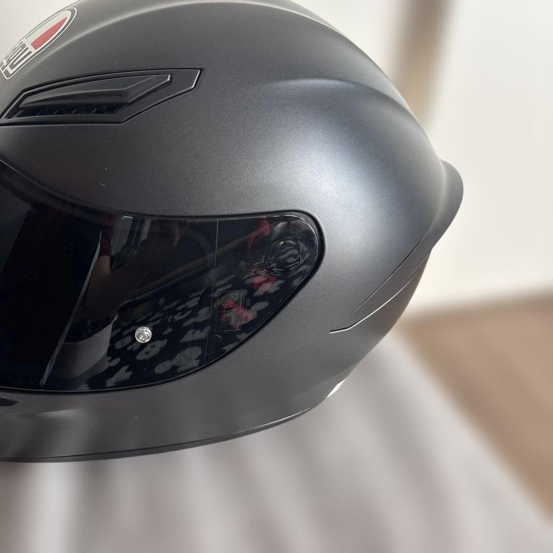 AGV フルフェイスヘルメット マットブラック スモークシールド バイク
