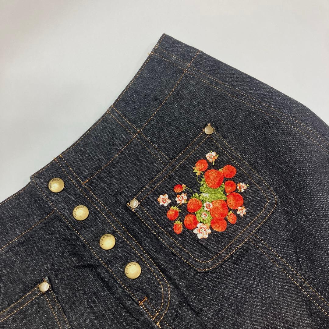 新品未使用】ピンクハウス いちご刺繍使い ストレッチ黒デニムスカート