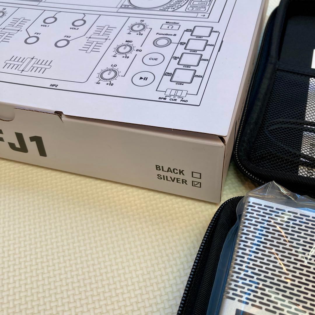 ほぼ新品】FJ1 シルバー ポータブルDJシステム - メルカリ