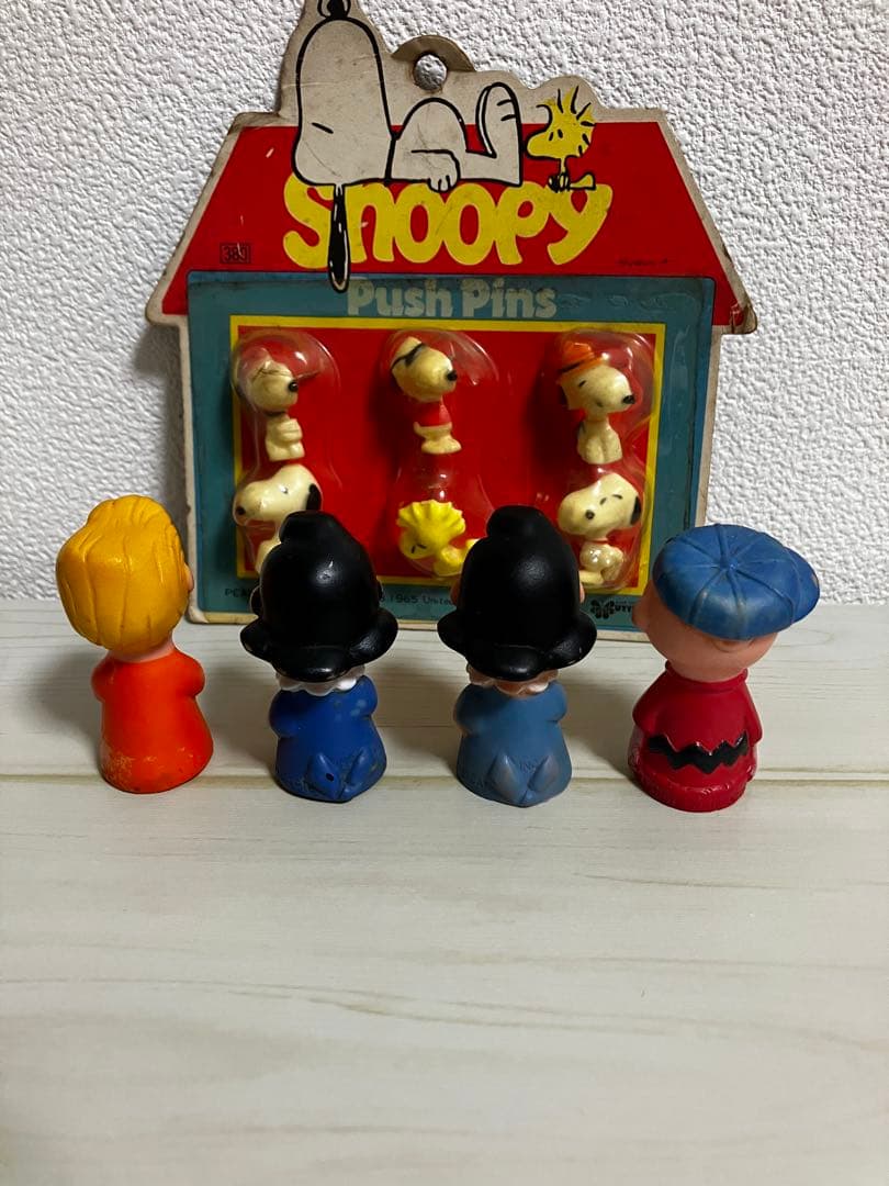 70年代 スヌーピーとピーナッツギャング　ソフビ　プッシュピンズ　まとめて