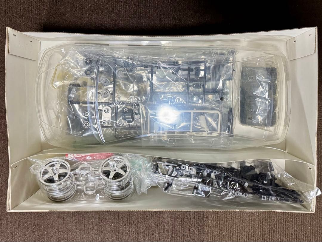 未組立品 タミヤ TL-01シャーシ トヨタ アリスト LEXUS GS400