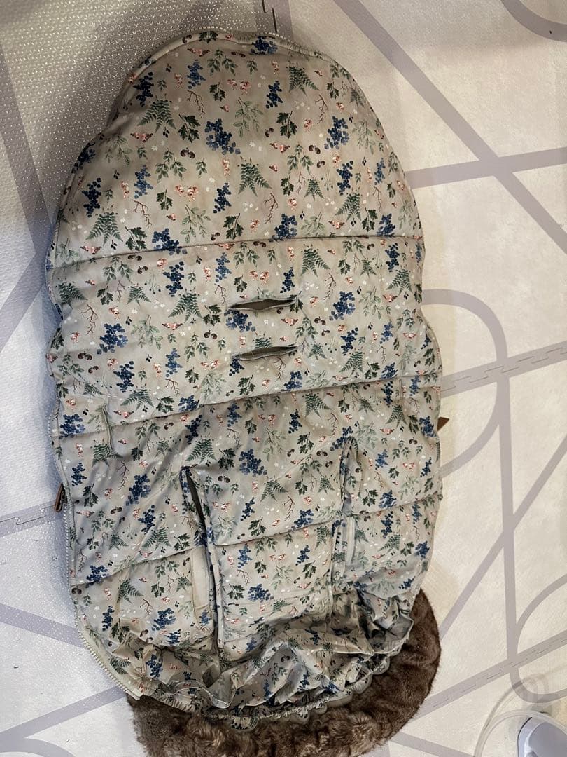 エロディ　フットマフ