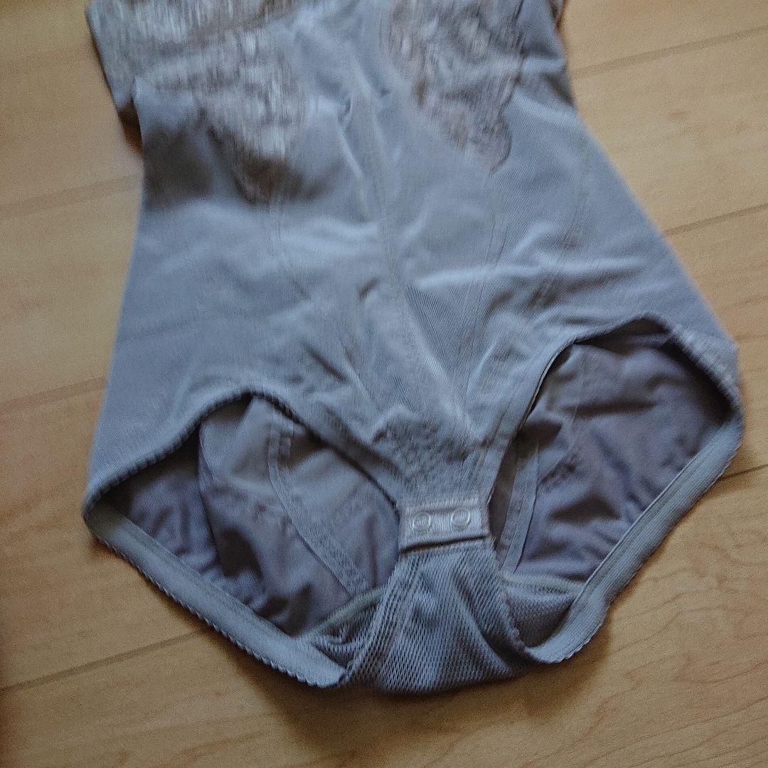 ダイアナの補正下着ボディースーツ【未使用品】C85LL グレー - メルカリ