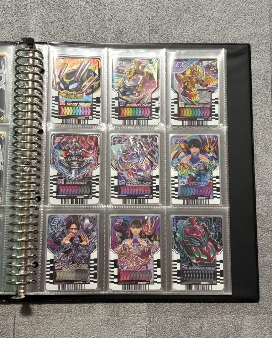仮面ライダーガッチャード　ライドケミートレカ　　872種類　まとめ売り