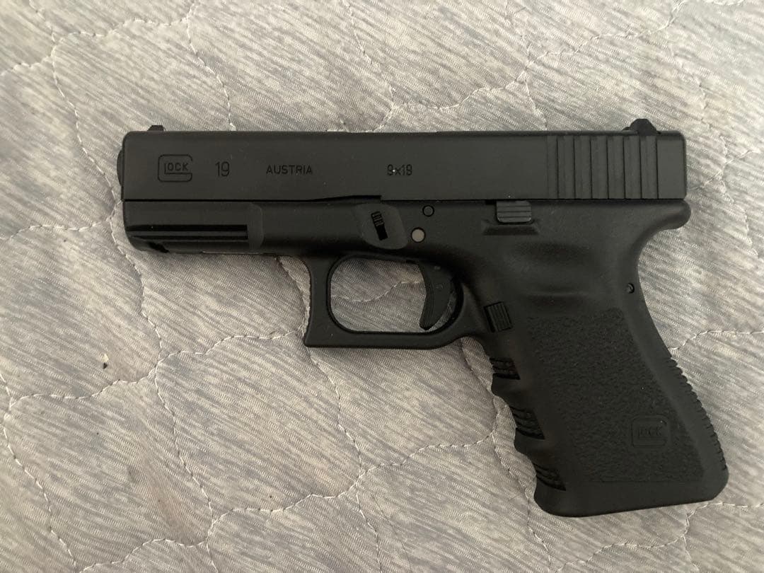 東京マルイ GLOCK 19 Gen.3 ガスガン/グロック社純正ガンケース付属