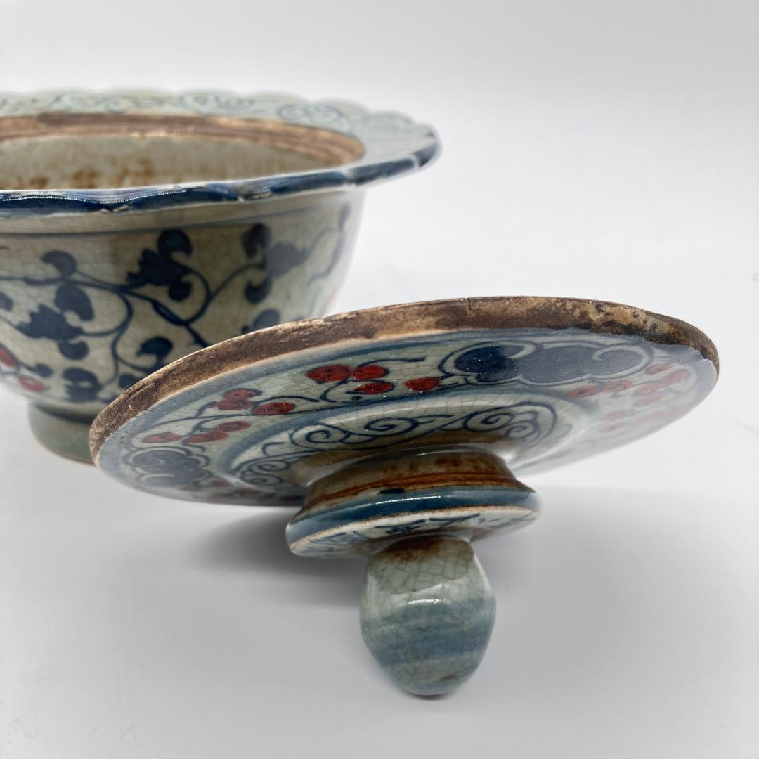 中国美術 元時代 青花唐草釉裏紅蓋物 大元国至正八年 中国古陶磁