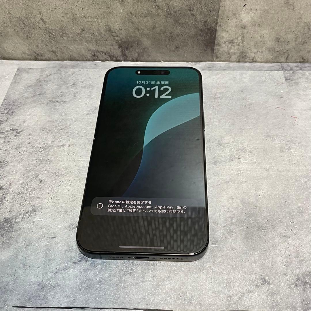 SIMフリー】iPhone 15 Pro Max 256GB ブラック - メルカリ