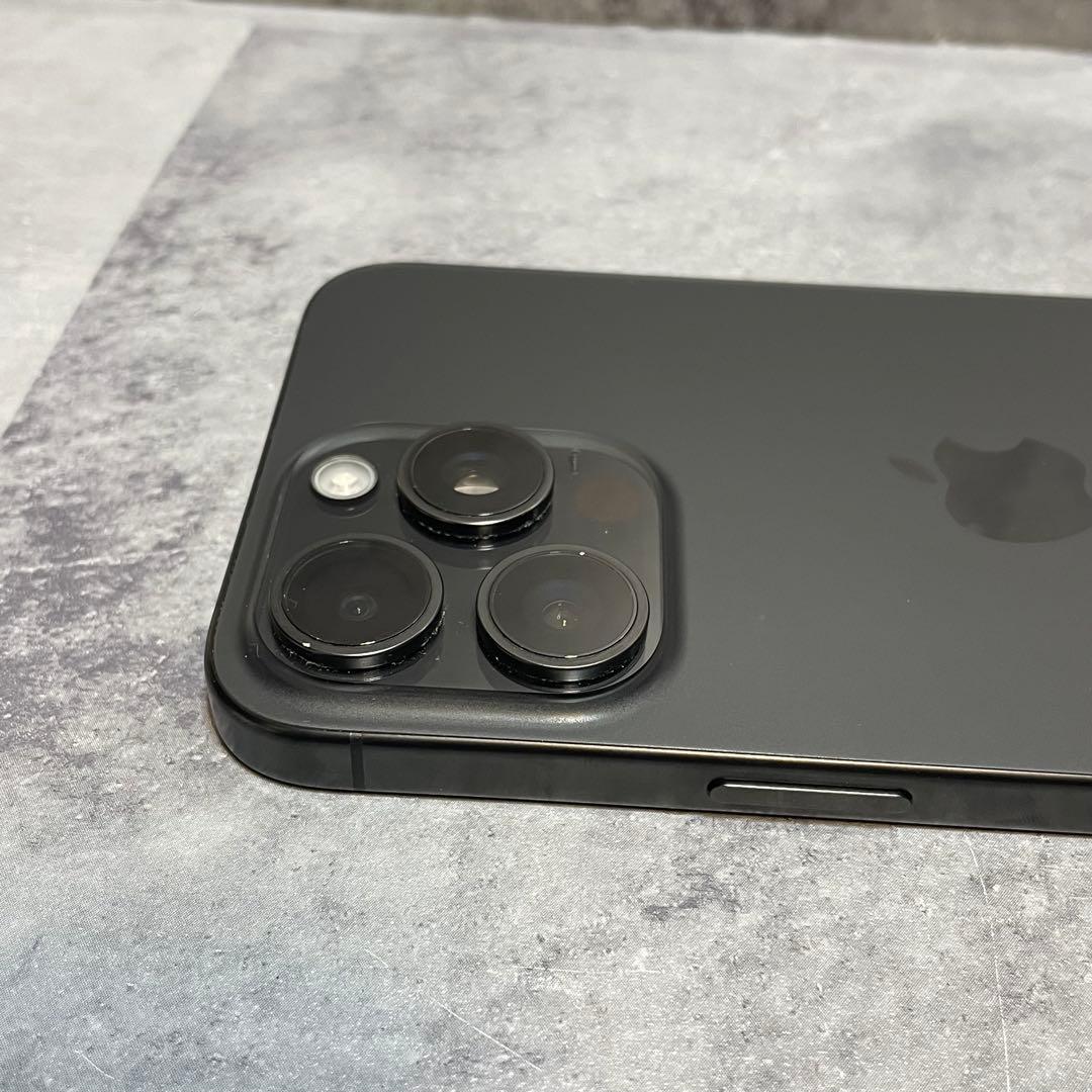 SIMフリー】iPhone 15 Pro Max 256GB ブラック - メルカリ