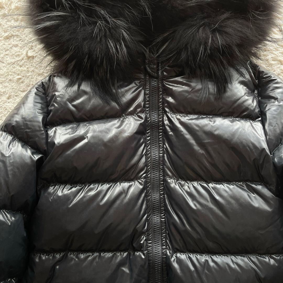 デュベティカ ロングダウンコート アライア フード ファー 40