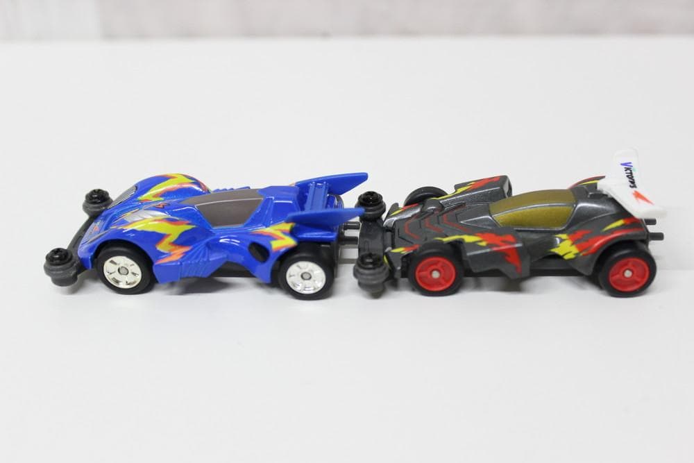 ◇トミカ 爆走兄弟レッツ＆ゴー TRFビクトリーズ 1セット 08128 - メルカリ