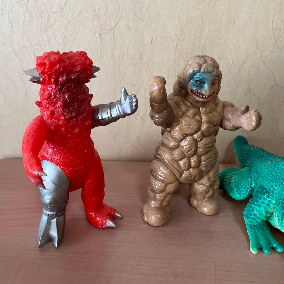 ウルトラ怪獣7体セット　パンドン、シュガロン、ガマクジラ、ギエロンなど