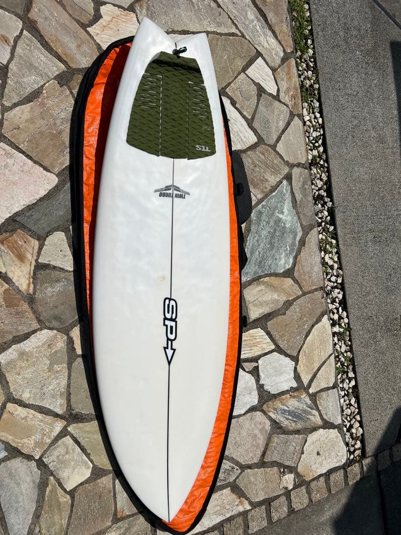 専用】 スパロー ツインターボ スーパーチャージ 5'6 29L フィン付き