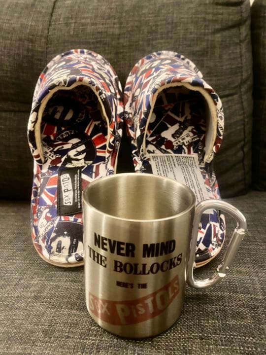 SEX PISTOLS スリッパ&ステンレスマグ&カットソー　セット