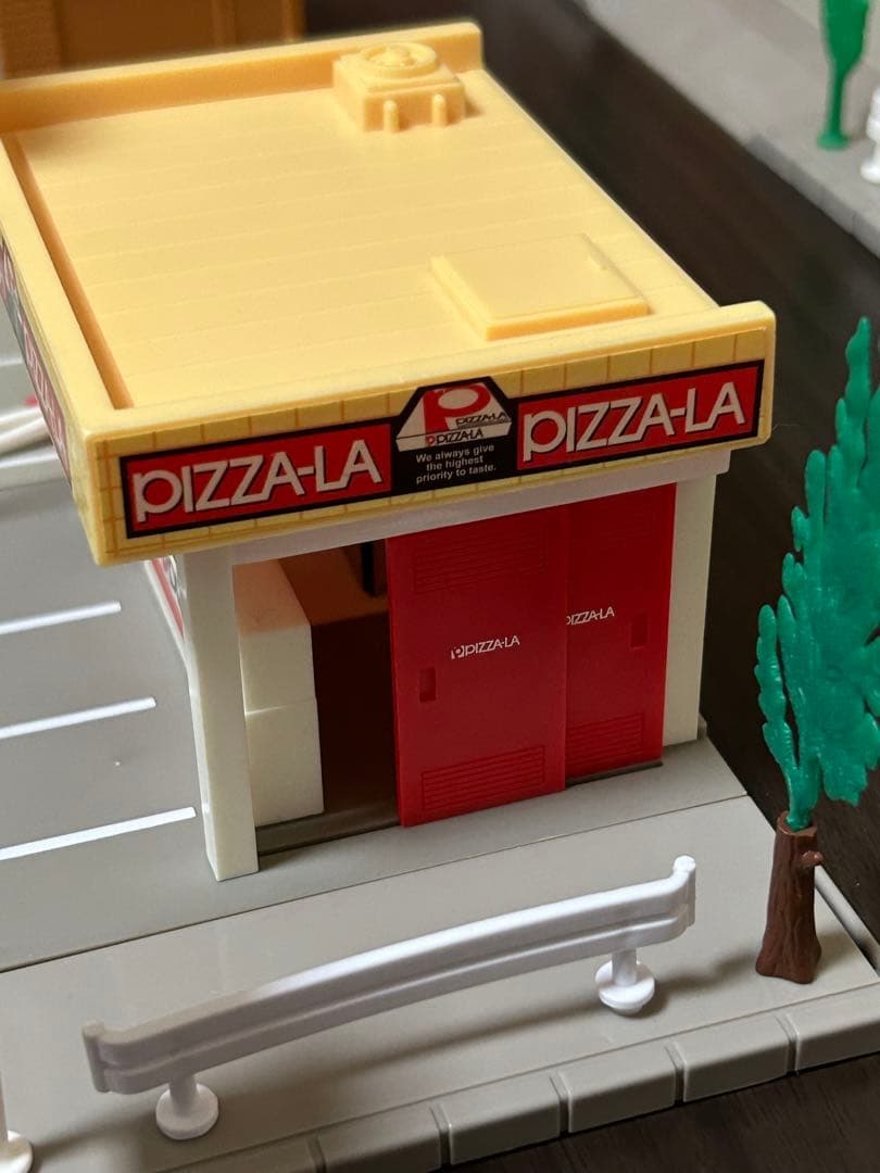 旧トミカタウン まとめ売り 6つ - メルカリ