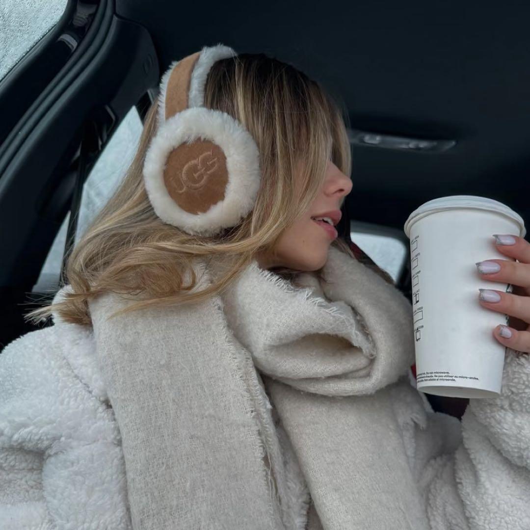 UGG シープスキンイヤーマフ[アグ] 秋冬 耳を保暖 ブラウン - メルカリ