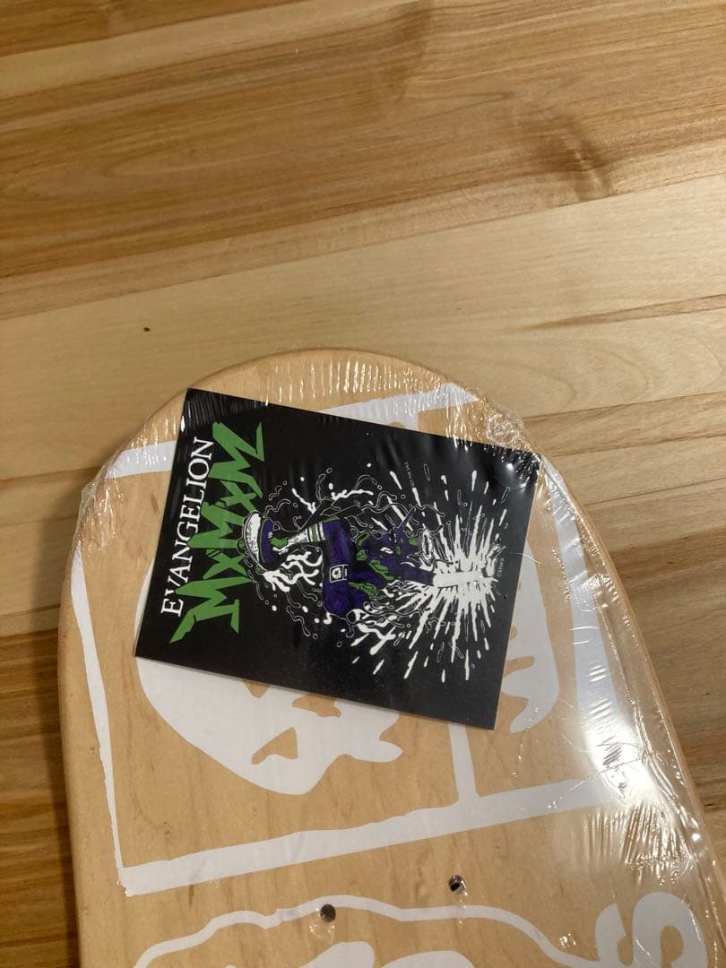 マジカルモッシュミスフィッツ エヴァンゲリオン コラボ スケート