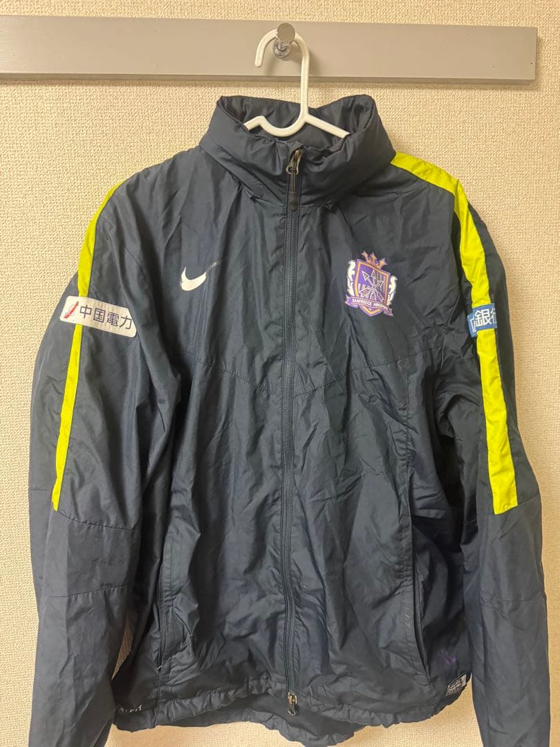 サンフレッチェ広島Nike XL ウィンドブレーカー ネイビー - メルカリ