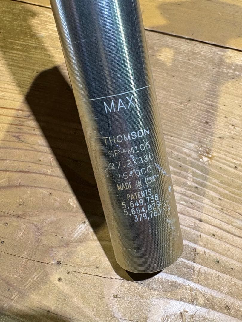 THOMSON マスターピース シートポスト 27.2x330mm