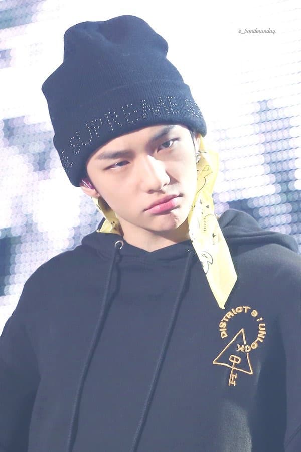 STRAY KIDS スキズ 2019 ソウルコン限定 パーカー UNLOCK