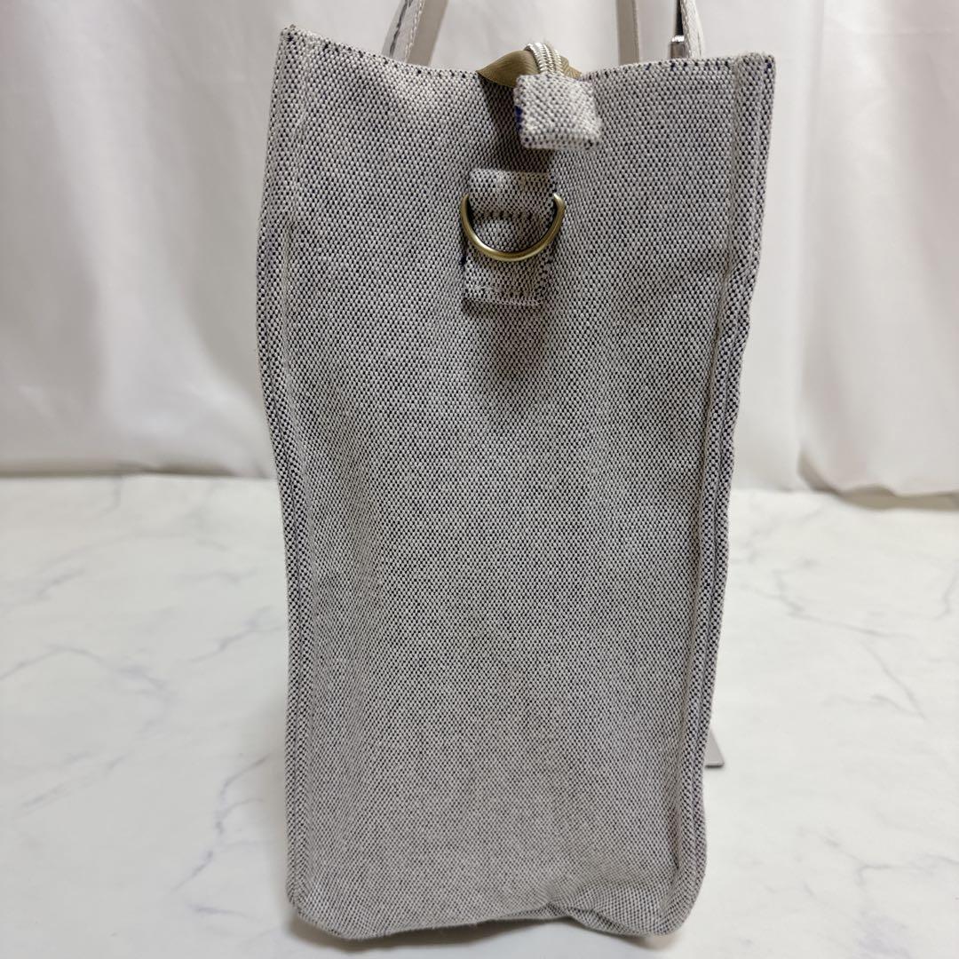 Disney AMBAASSADOR HOTEL トートバッグ ミッキー ロゴ - メルカリ