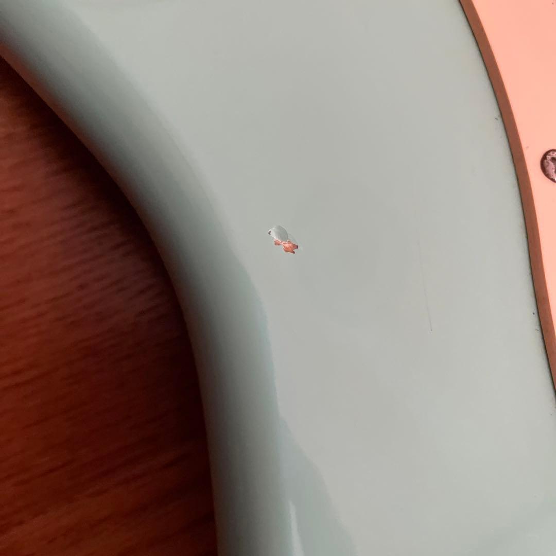 スクワイヤー　サーフグリーン　ストラトキャスター