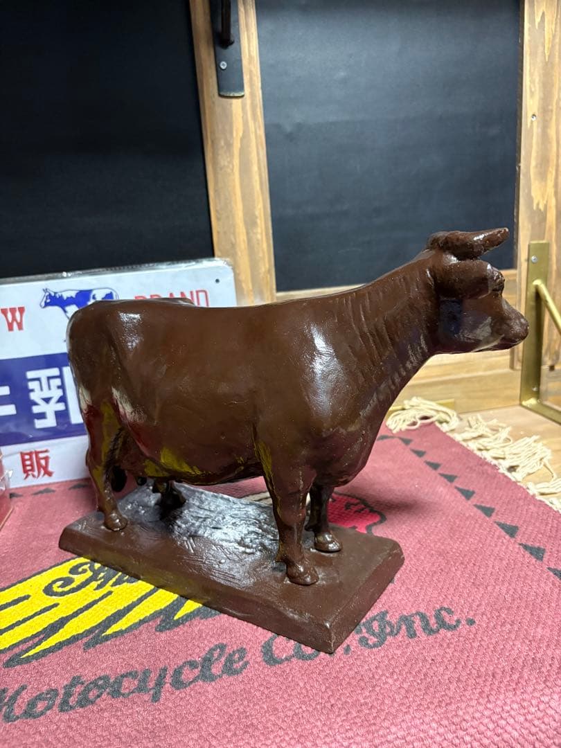 ★牛乳石鹸★牛★置物★赤★ブリキ缶★ボックス★広告ブリキ看板★赤・青石鹸★2個★