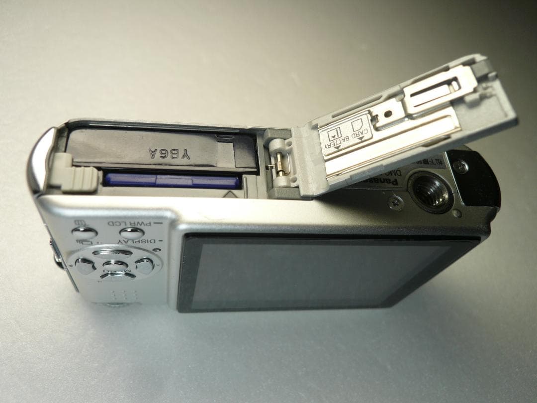 LUMIX☆DMC-FX9⭕️箱入完品⭐️極美品⭕️安心の実働品☆無難な