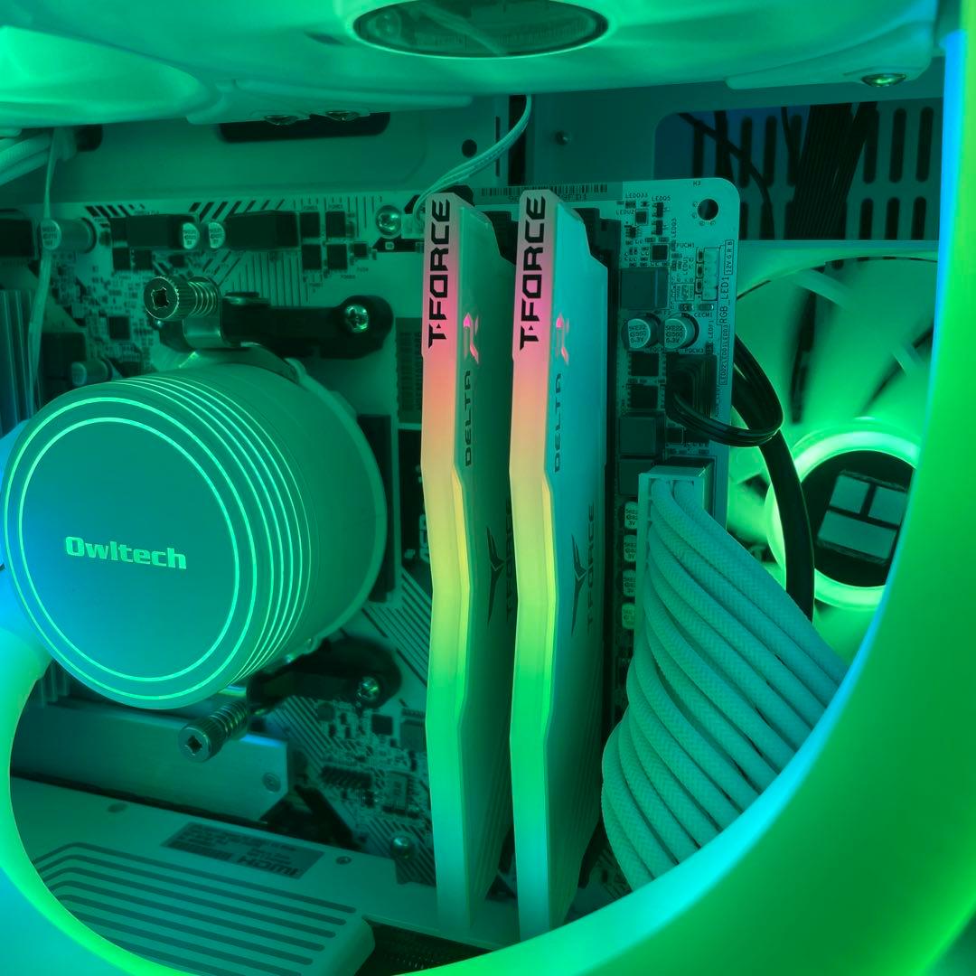 秋*男様 Team T-FORCE RGB DDR42x16GB 3600MHz - メルカリ