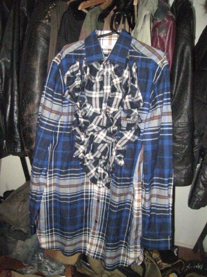 トップス GIVENCHY Vintage ruffle shirt Givenchy Red Logo Distress Big Kid Tee Shirt 12y Women XS | eBay