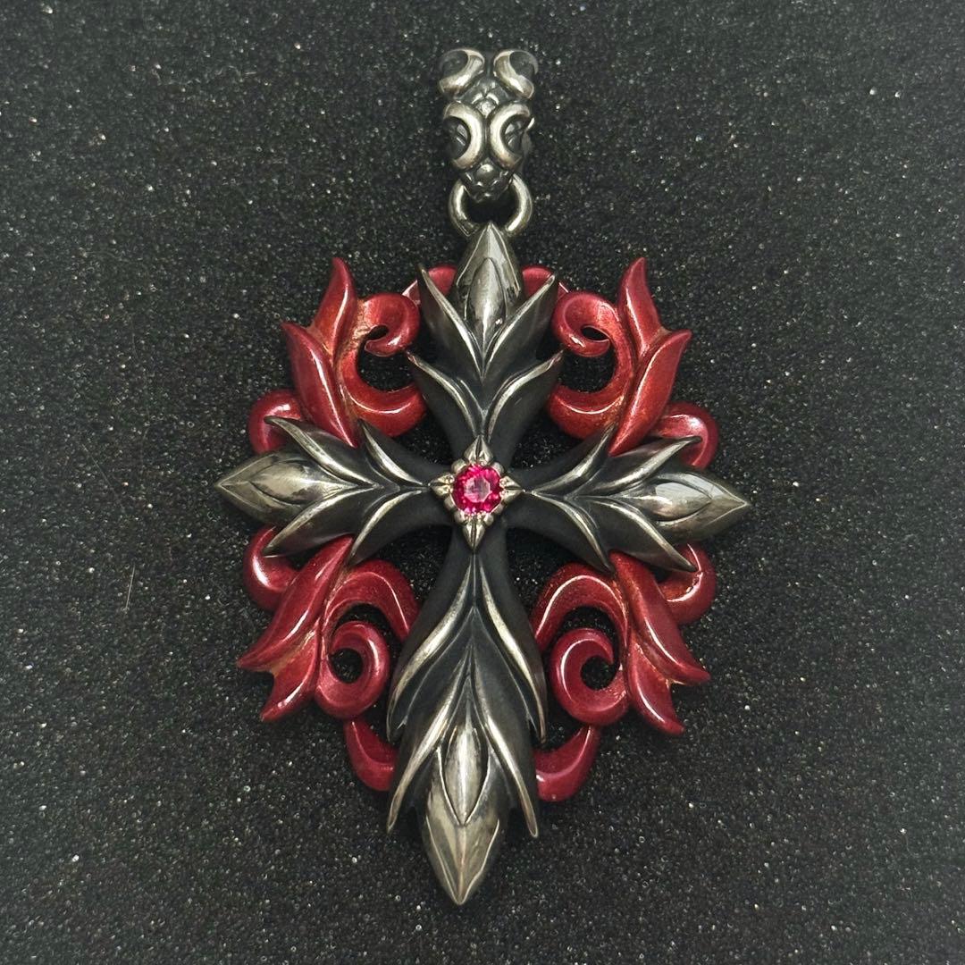 bloody mary アンドロメダペンダント 緋銅フレーム - メルカリ