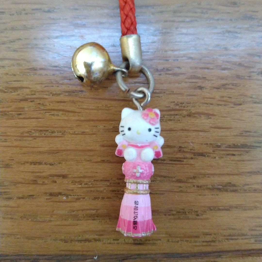 キティちゃん ご当地ストラップ まとめ売り - メルカリ